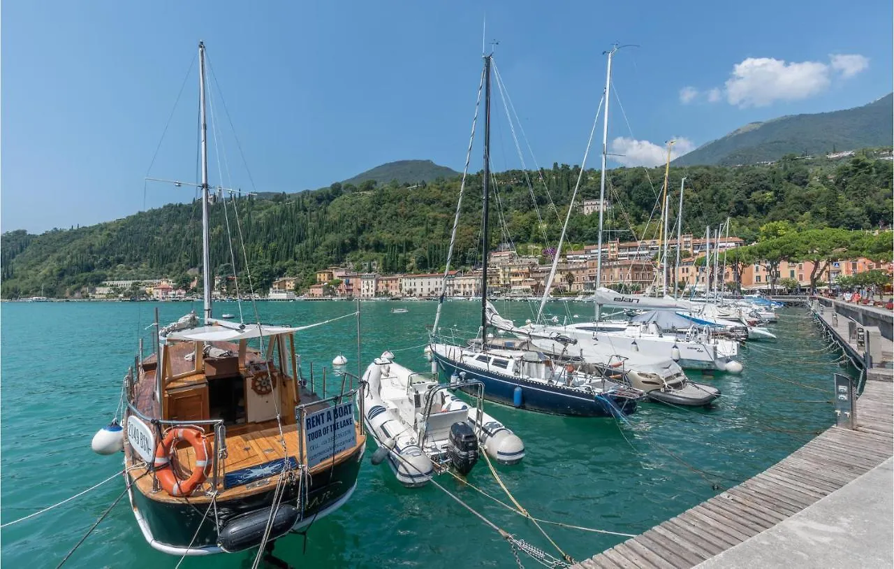 Διαμέρισμα Suite Living Deluxe Raffa