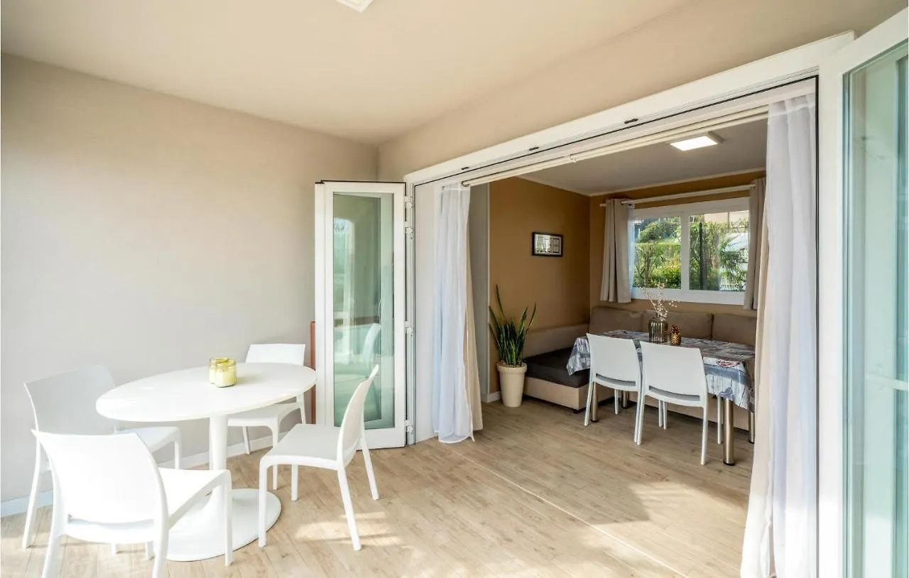 Suite Living Deluxe Raffa 0*,  Olaszország